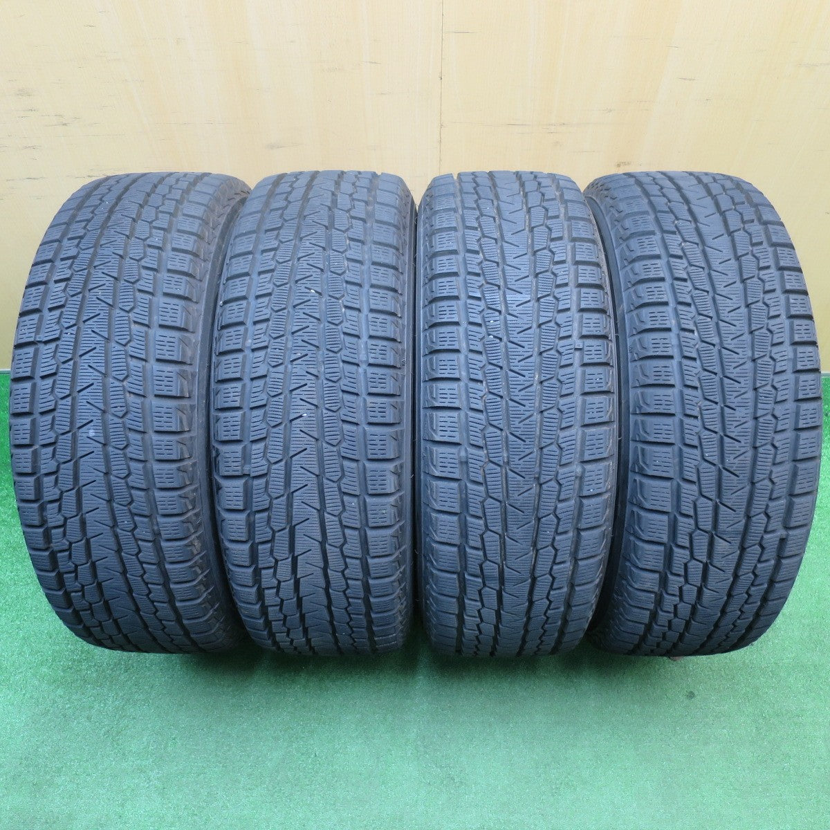 バリ溝！21年！キレイ！9.5分★スタッドレス 225/60R17 ヨコハマ アイスガード G075 D.O.S. DOS 17インチ PCD114.3/5H★5112501NJス