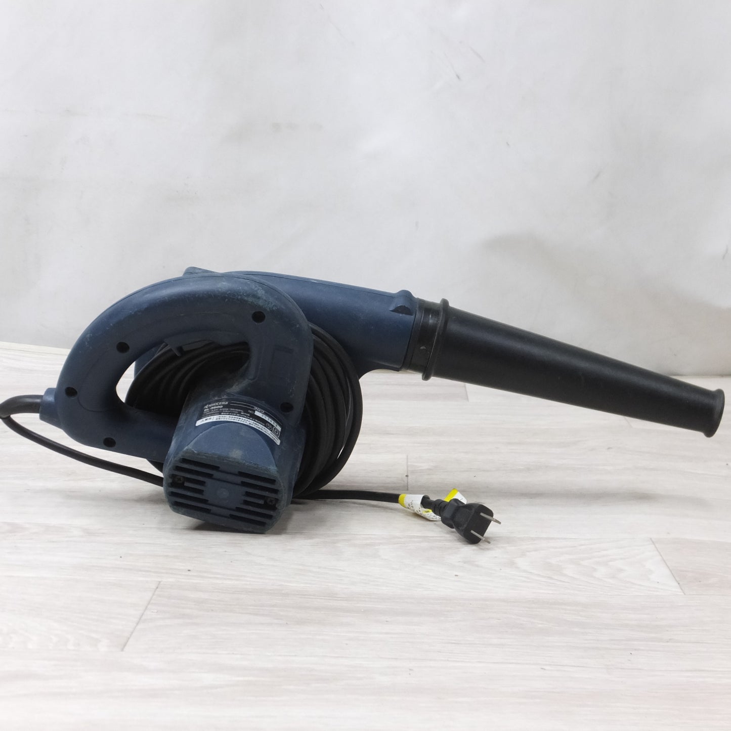 [送料無料] ◆リョービ RYOBI 家庭用 ブロワ BL-3500 本体のみ ブロワー 送風機 吹き飛ばし 掃除 電動 工具◆