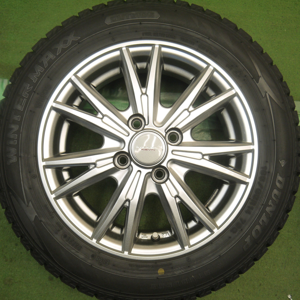 バリ溝！キレイ！9.5分◎スタッドレス 165/65R14 ダンロップ ウインターマックス WM02 VELVA KEVIN ヴェルヴァ ケヴィン ハスラー ソリオ 等 14インチ PCD100/4H◎6092802Hス