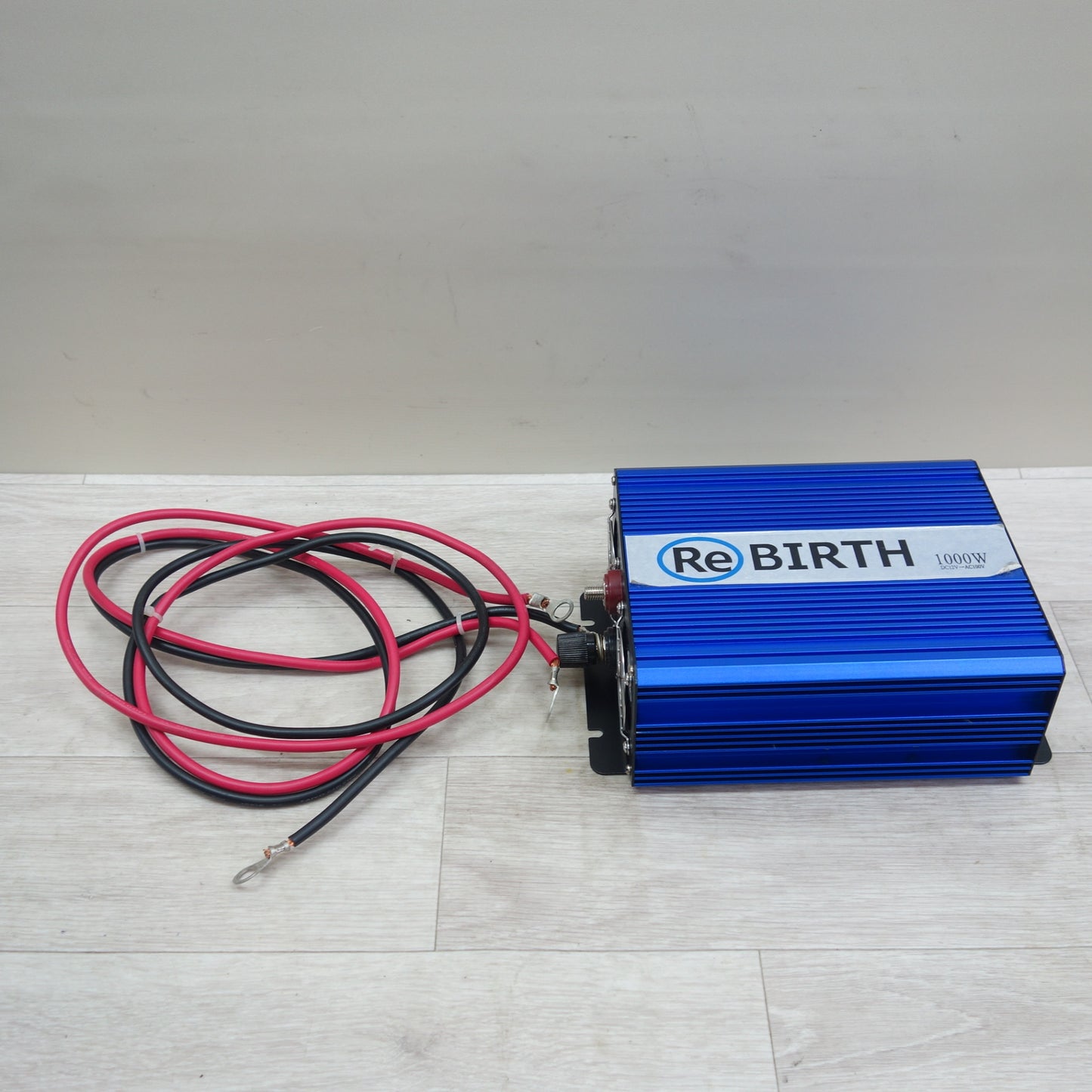 [送料無料] ☆ReBIRTH インバーター 1000W DC12V→AC100V 12V(10V-15V) 100V 50Hz 60Hz☆