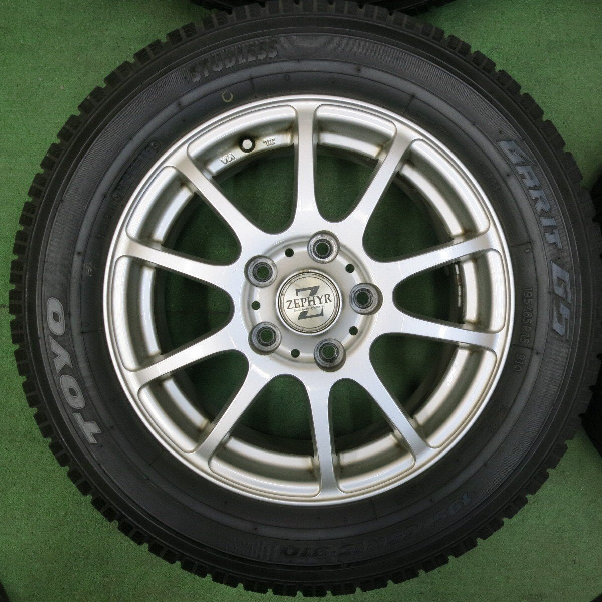 バリ溝！9.5分★スタッドレス 195/65R15 トーヨー ガリット G5 ZEPHYR ゼファー 15インチ PCD114.3/5H★4120604SYス