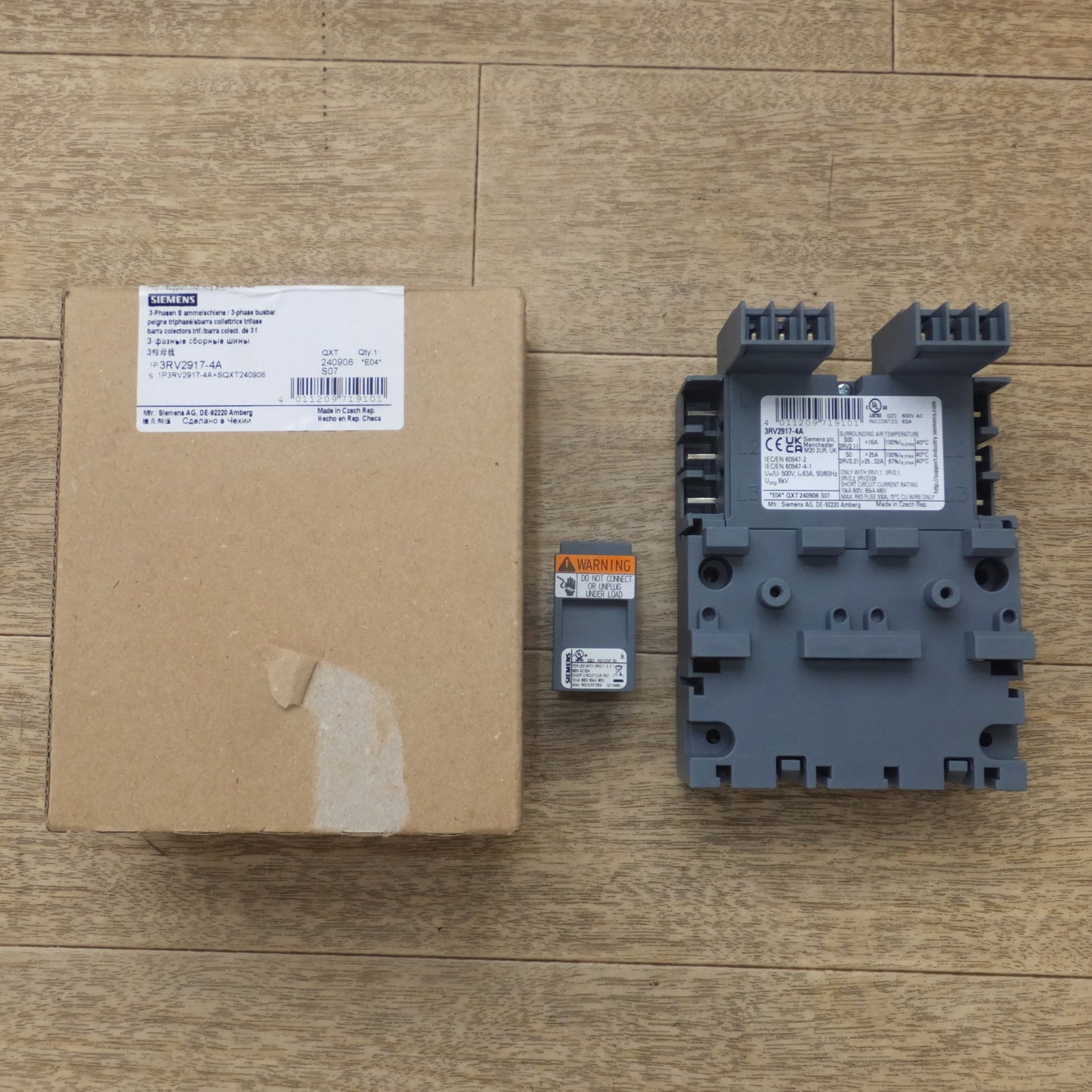 [送料無料] 未使用★シーメンス SIEMENS ブスバー 3-phase busbar 3RV2917-4A　接続プラグ 32ZD 付★