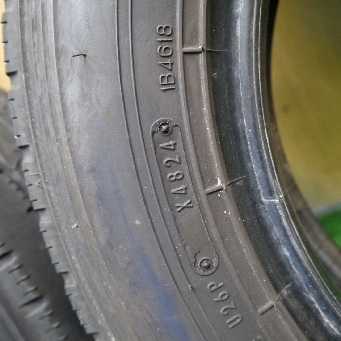 2本価格！24年★小型 トラック バス 175/75R15 103/101N ダンロップ エナセーブ SPLT 50 M タイヤ 15インチ★6032403Hノタ