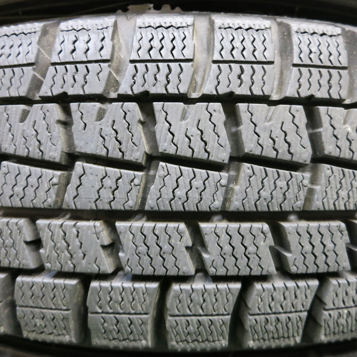 *送料無料* バリ溝！キレイ！ほぼ10分★スタッドレス 155/65R14 ダンロップ ウインターマックス WM01 slh 社外 アルミ 14インチ PCD100/4H★4052102イス
