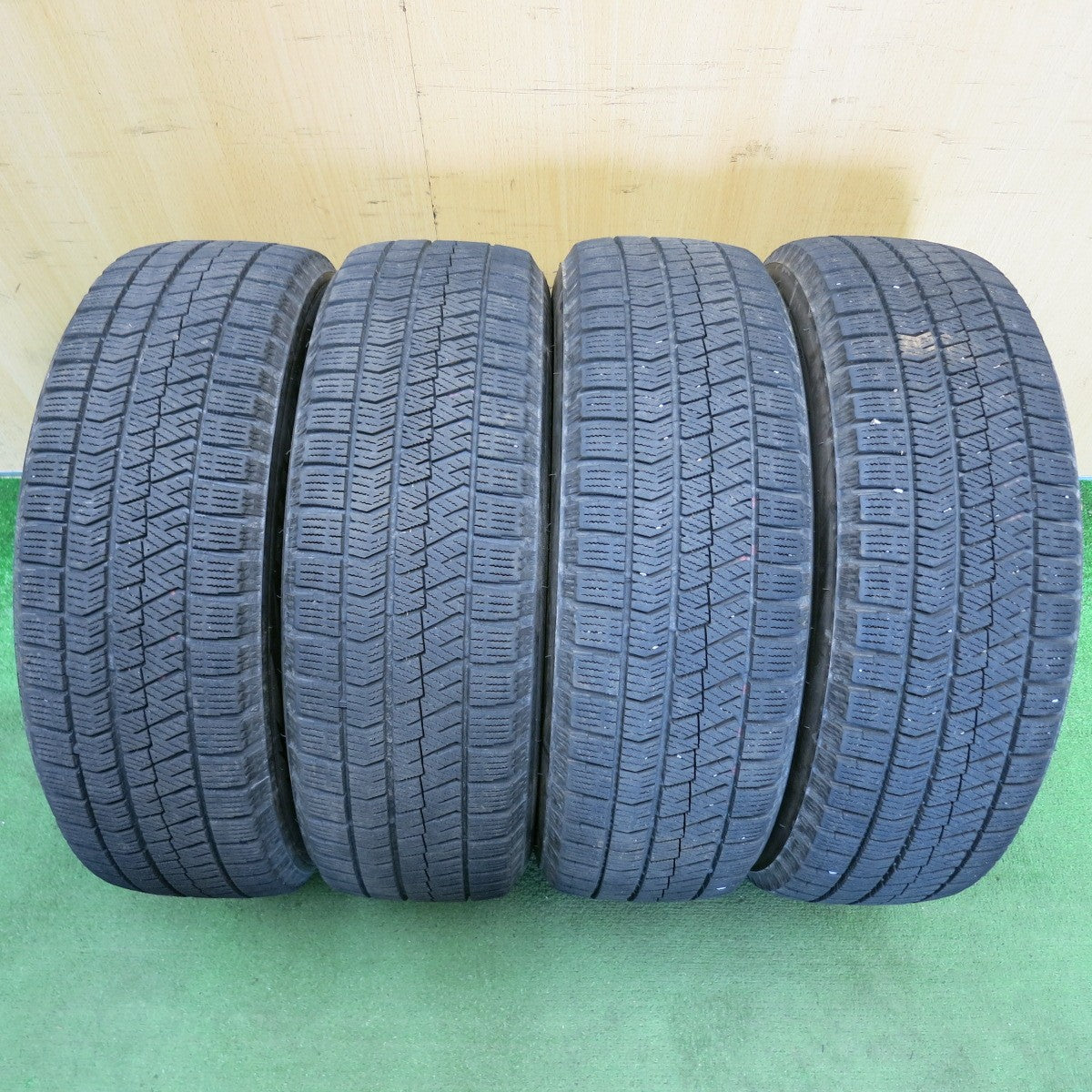 キレイ★スタッドレス 185/60R15 ブリヂストン ブリザック VRX2 JECT スチール ホイール 15インチ PCD100 114.3/4H マルチ★6060408HAス