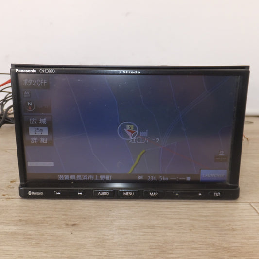 [送料無料] ★パナソニック Panasonic SSDカーナビステーション Strada CN-E300D(5★