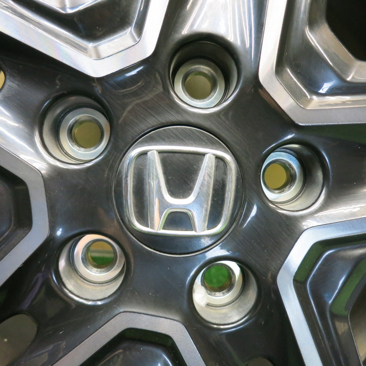 キレイ！24年◎ホンダ フリード クロスター 純正 185/65R15 ヨコハマ ブルーアース EC50 EC50C 15インチ PCD114.3/5H◎6070502HAノ