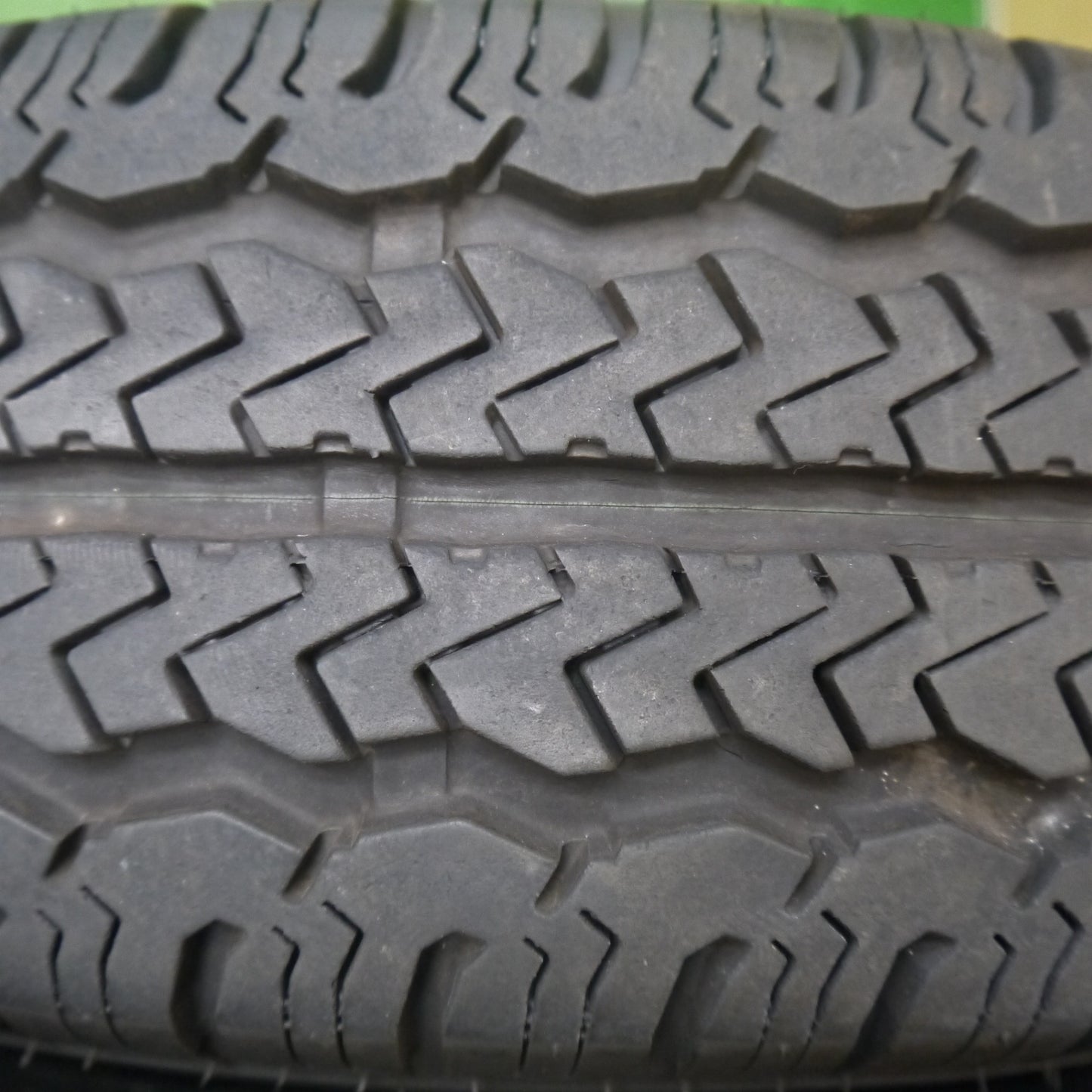 バリ溝！24年！9.5分！2本★ハイエース 等 195/80R15 107/105R ケンダ KOMENDO KR33 スチール ホイール 15インチ PCD139.7/6H★6010511Hノ