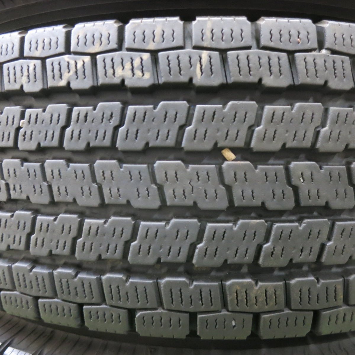 6本価格！23年★トラック タイヤ 205/75R16 113/111L 12PR スタッドレス ヨコハマ アイスガード iG91 TOPY スチール ホイール 16インチ PCD203.2/5H★6012302ナス