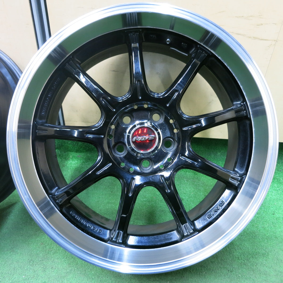 [送料無料] 4本価格★RAYS GRAM LIGHTS 57GAINER 18インチ ホイール レイズ グラムライツ 18×7.5J PCD100/5H★4110802SYホ