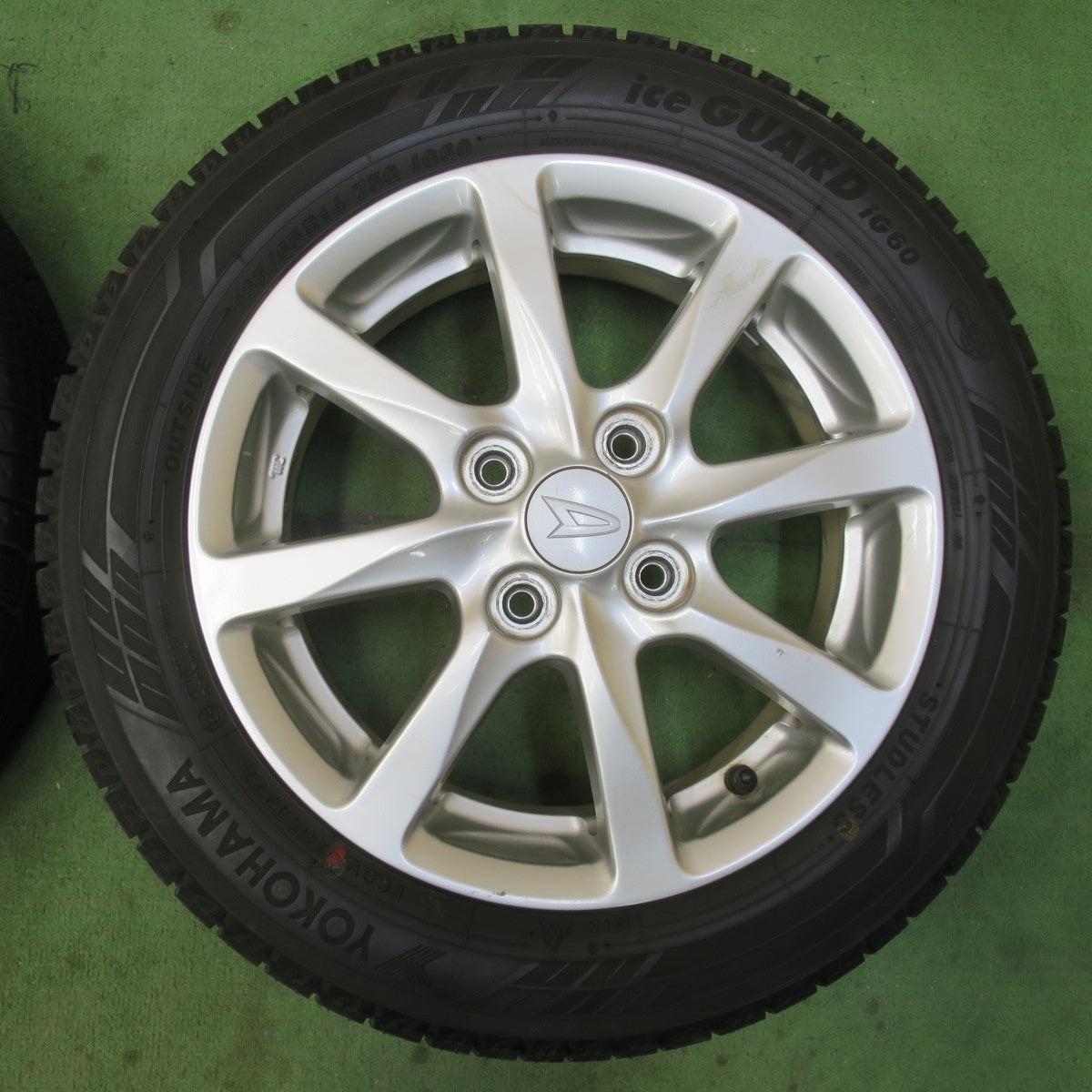 バリ溝！22年！ほぼ10分★ダイハツ タント 純正 155/65R14 スタッドレス ヨコハマ アイスガード iG60 14インチ PCD100/4H★6021310イス