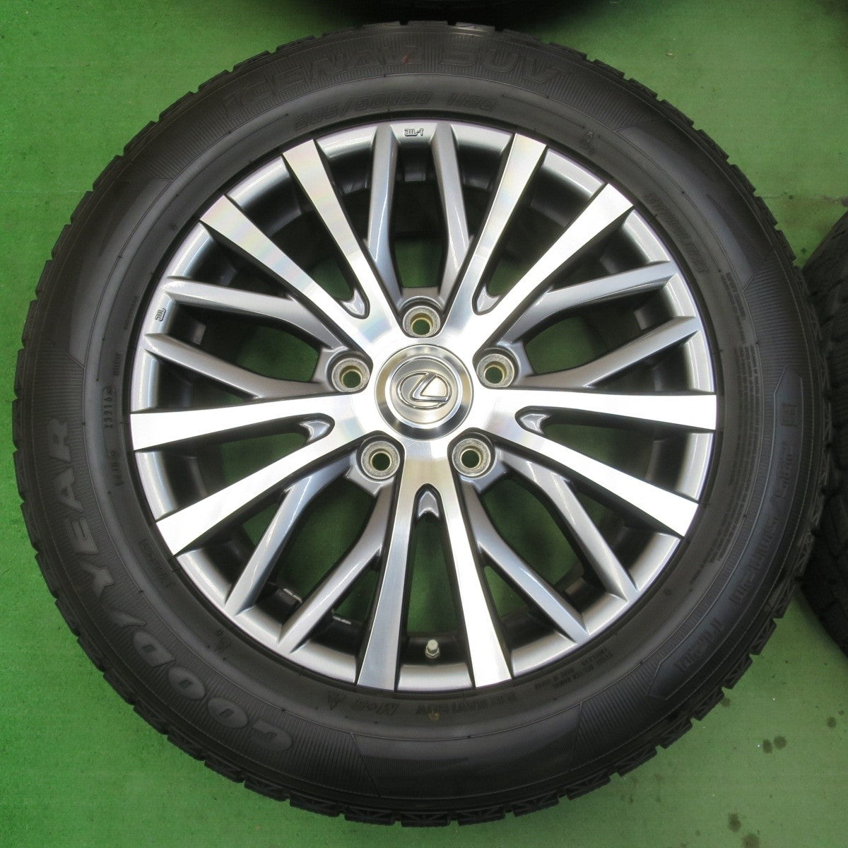 センサー付！バリ溝！キレイ！9.5分★レクサス LX 純正 285/50R20 スタッドレス グッドイヤー アイスナビ SUV 20インチ PCD150/5H★5040603IMス