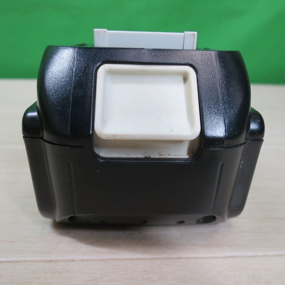 [送料無料] キレイ☆マキタ Li-ion バッテリー BL1860B 急速充電対応 電動 工具 インパクトドライバ 等 リチウム イオン 電池 DC18V 6.0Ah 108Wh①☆