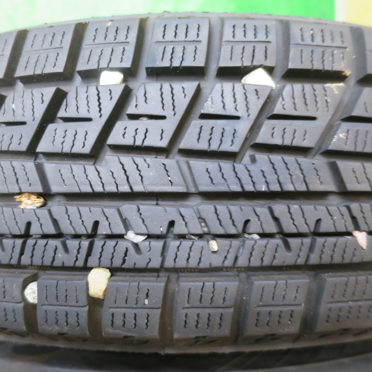 バリ溝！22年！8.5分★スタッドレス 145/80R13 ヨコハマ アイスガード iG60 LAYCEA レイシア 13インチ PCD100/4H★5110405NJス
