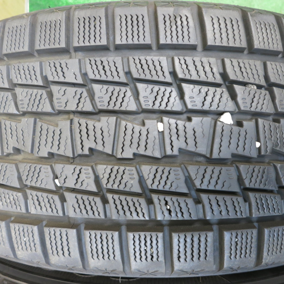 バリ溝！キレイ！9.5分★スタッドレス 235/55R18 グッドイヤー アイスナビ SUV D.O.S. DOS 社外 アルミ 18インチ PCD114.3/5H★6012510HAス