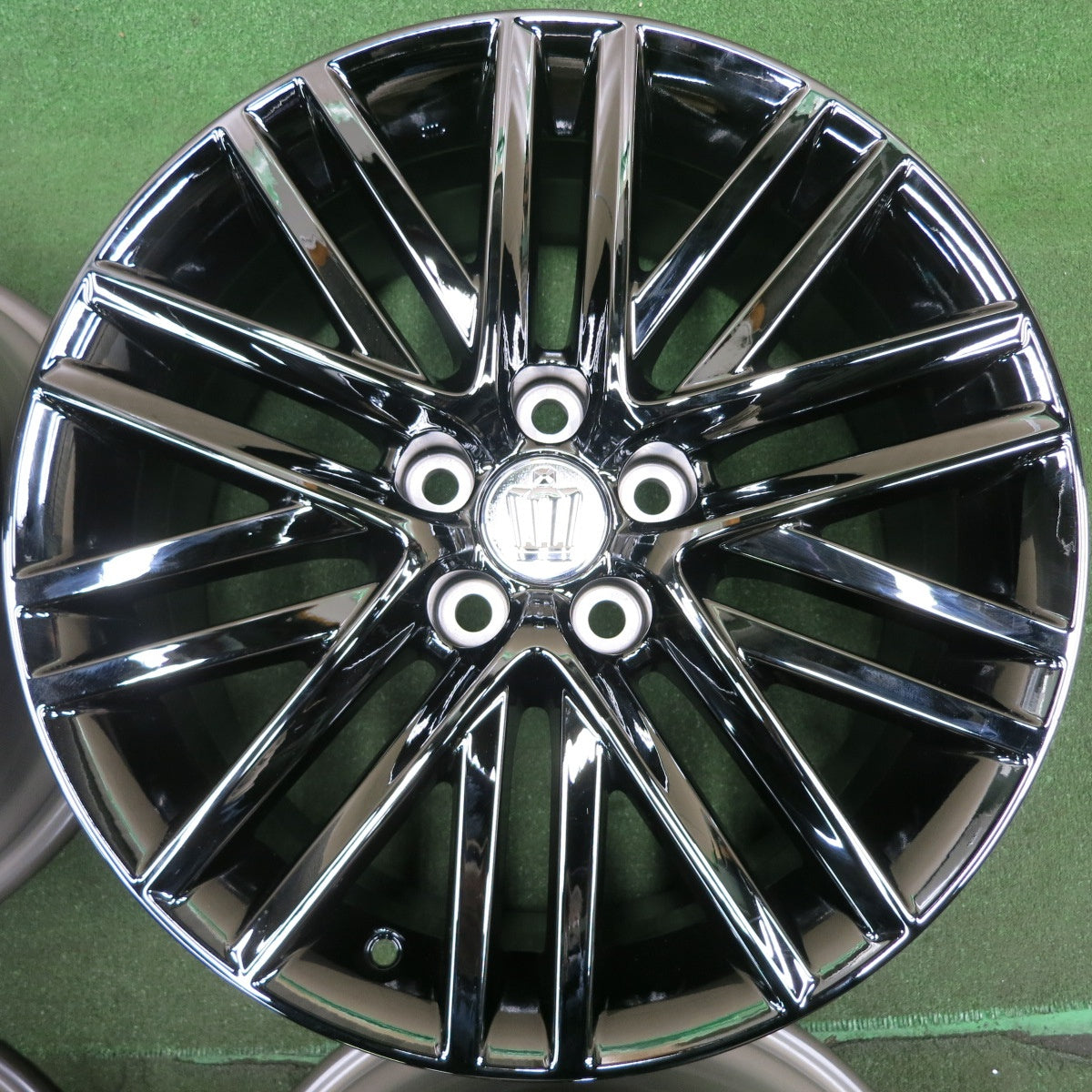 *送料無料* 新車外し★トヨタ 210系 クラウン アスリート  ブラック スパッタリング 純正 ホイール 18インチ 18×8J PCD114.3/5H★4060507HAホ
