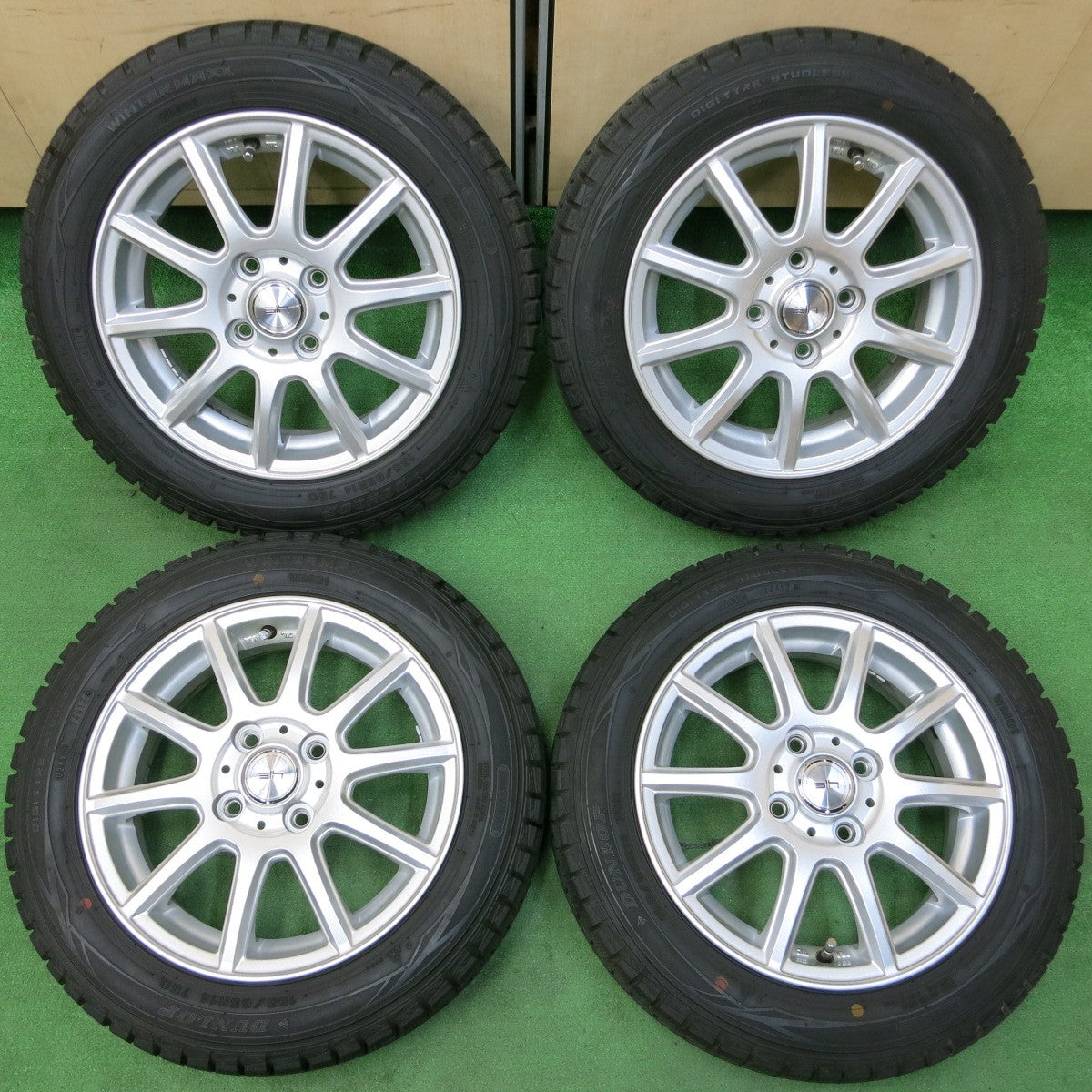 *送料無料* バリ溝！キレイ！ほぼ10分★スタッドレス 155/65R14 ダンロップ ウインターマックス WM01 slh 社外 アルミ 14インチ PCD100/4H★4052102イス