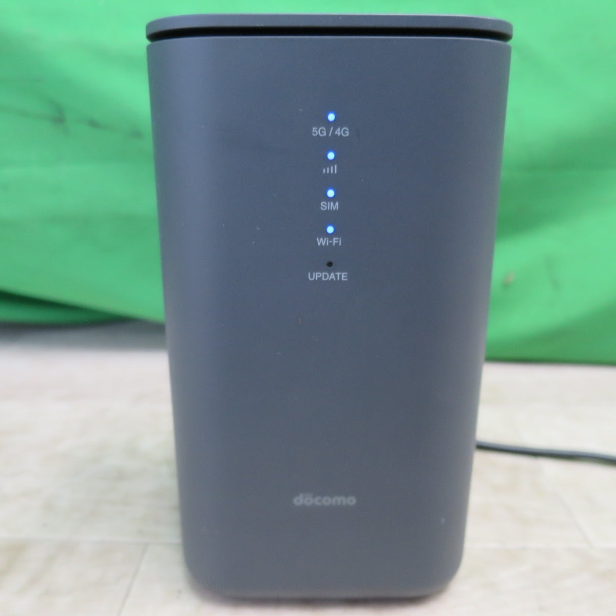 [送料無料] キレイ☆ドコモ docomo Home 5G ホーム ルーター SIMフリー HR02 Wi-Fi WiFi ダークグレー☆