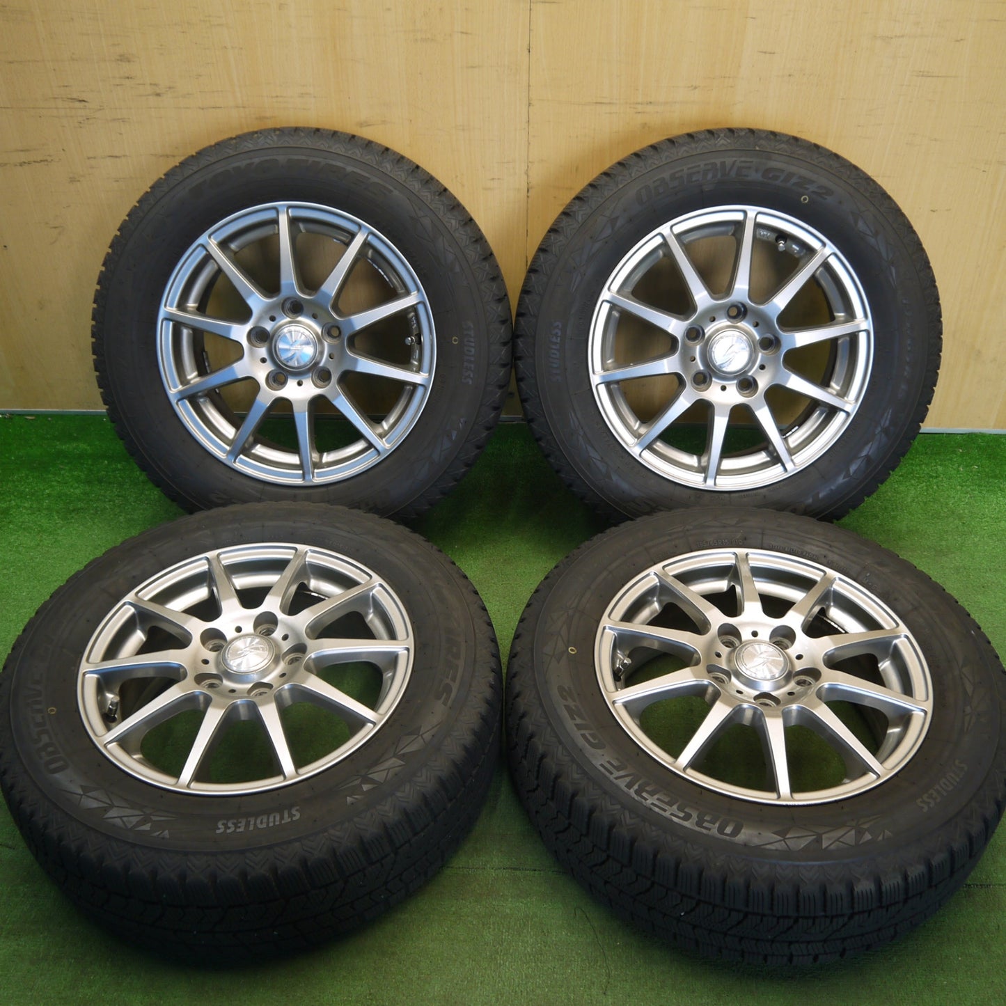 バリ溝！23年！キレイ！9分★スタッドレス 195/65R15 トーヨー オブザーブ GIZ2 STRANGER ストレンジャー 15インチ PCD114.3/5H★6041307Hス