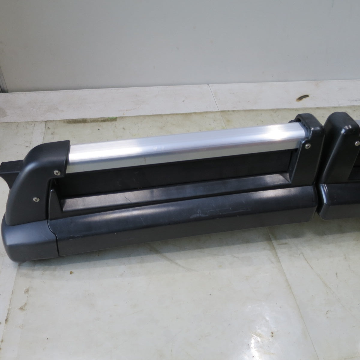 [送料無料] 付属品付き！鍵付き◆TERZO PIAA スキー ＆ スノー ボード 専用 キャリア SS112S ルーフレール タイプ スノボ テルッツオ◆