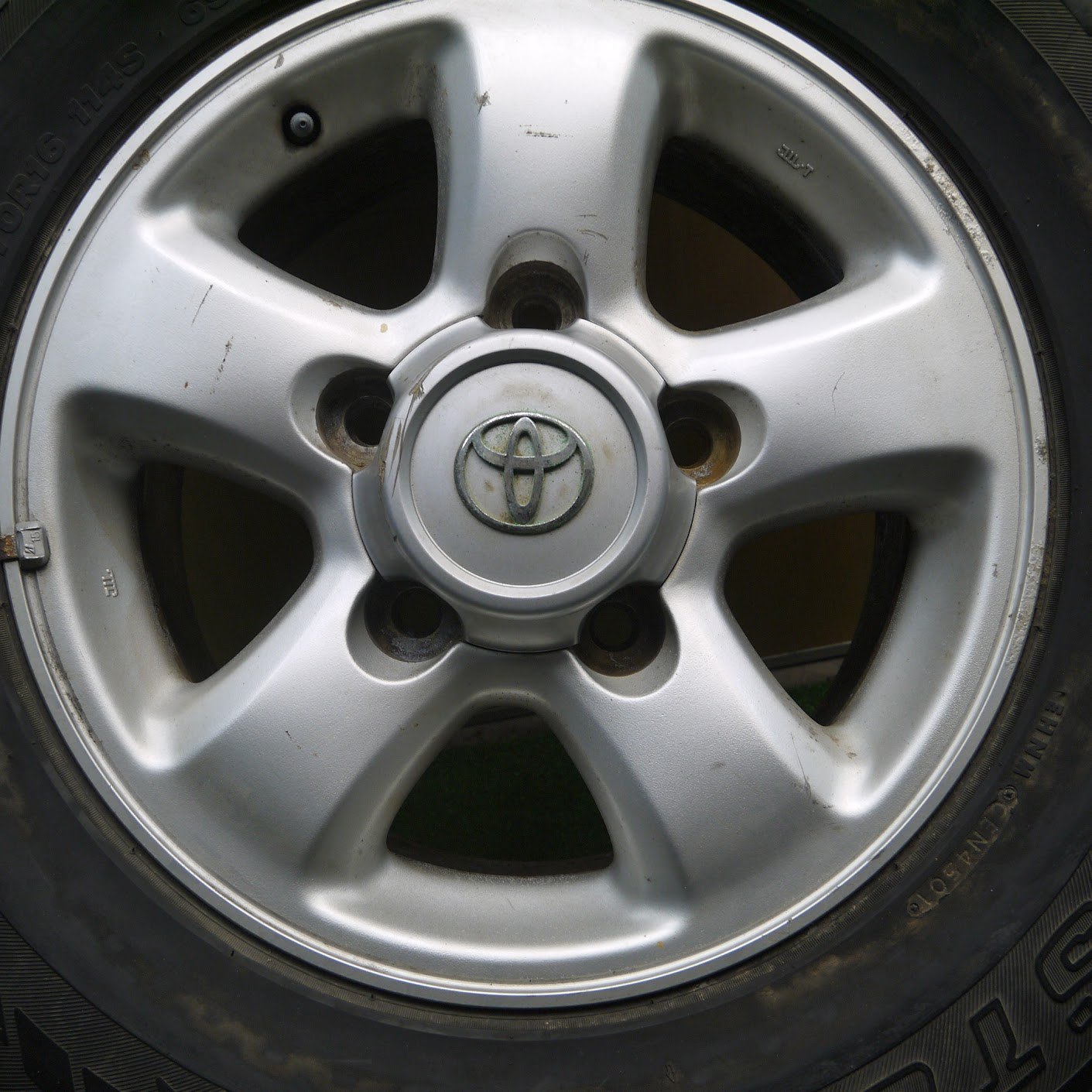 *送料無料* ４本価格★トヨタ 100系 ランクル 純正 275/70R16 ブリヂストン デューラー A/T 693 ランドクルーザー★3051005アノ