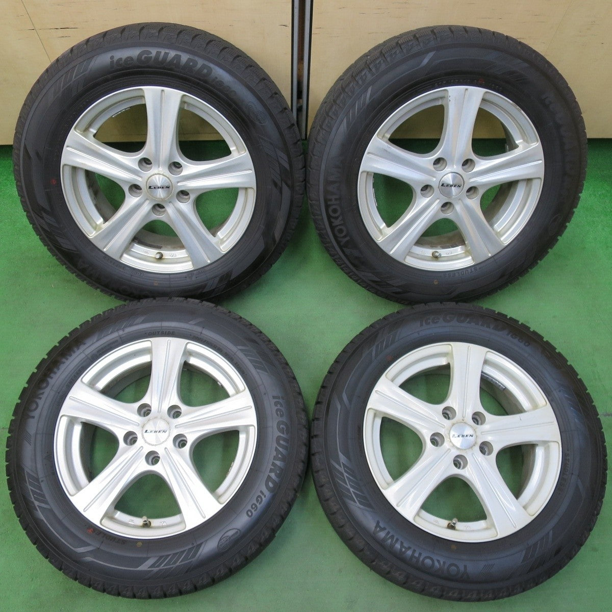 バリ溝！22年！9.5分★スタッドレス 205/65R16 ヨコハマ アイスガード iG60 LEBEN レーベン 16インチ PCD114.3/5H★5032010イス