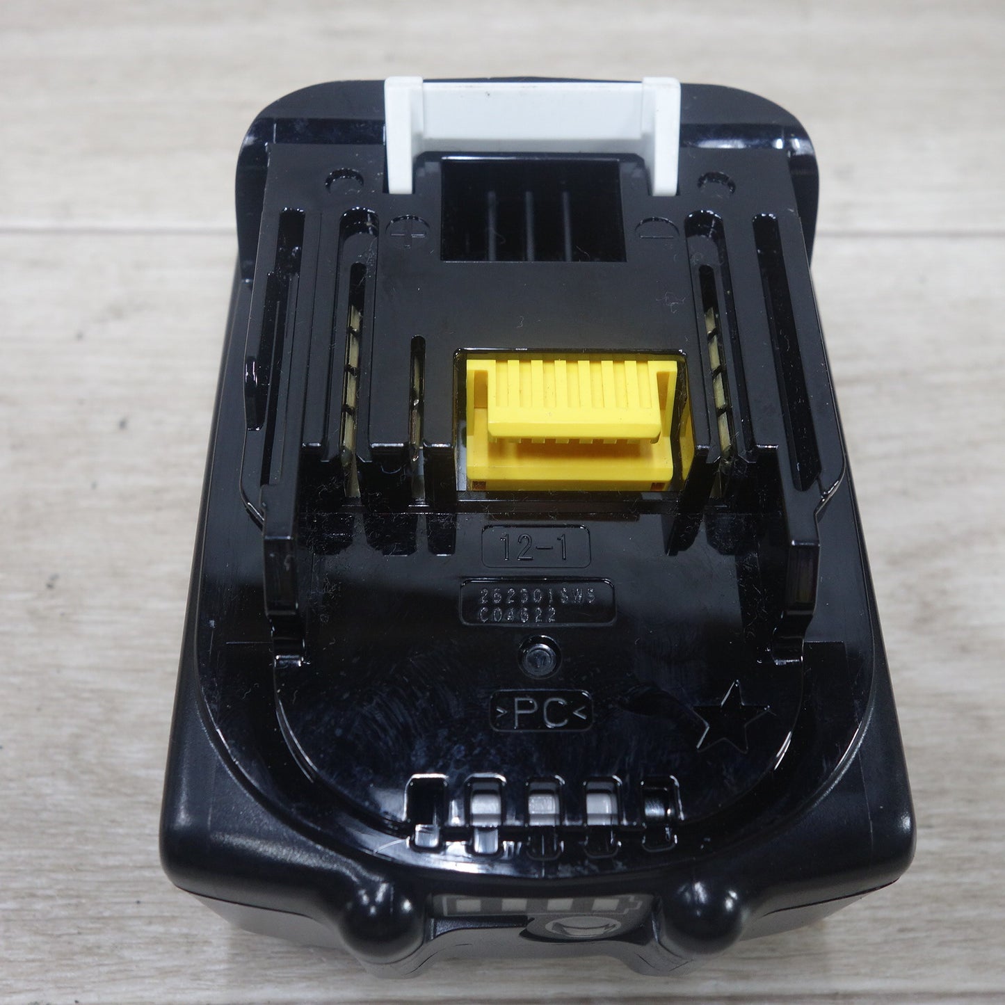 [送料無料] キレイ◆マキタ リチウム イオン バッテリー BL1860B 18V 6.0Ah 108Wh 急速 充電器 DC18RF 100V 電動 工具 に makita◆