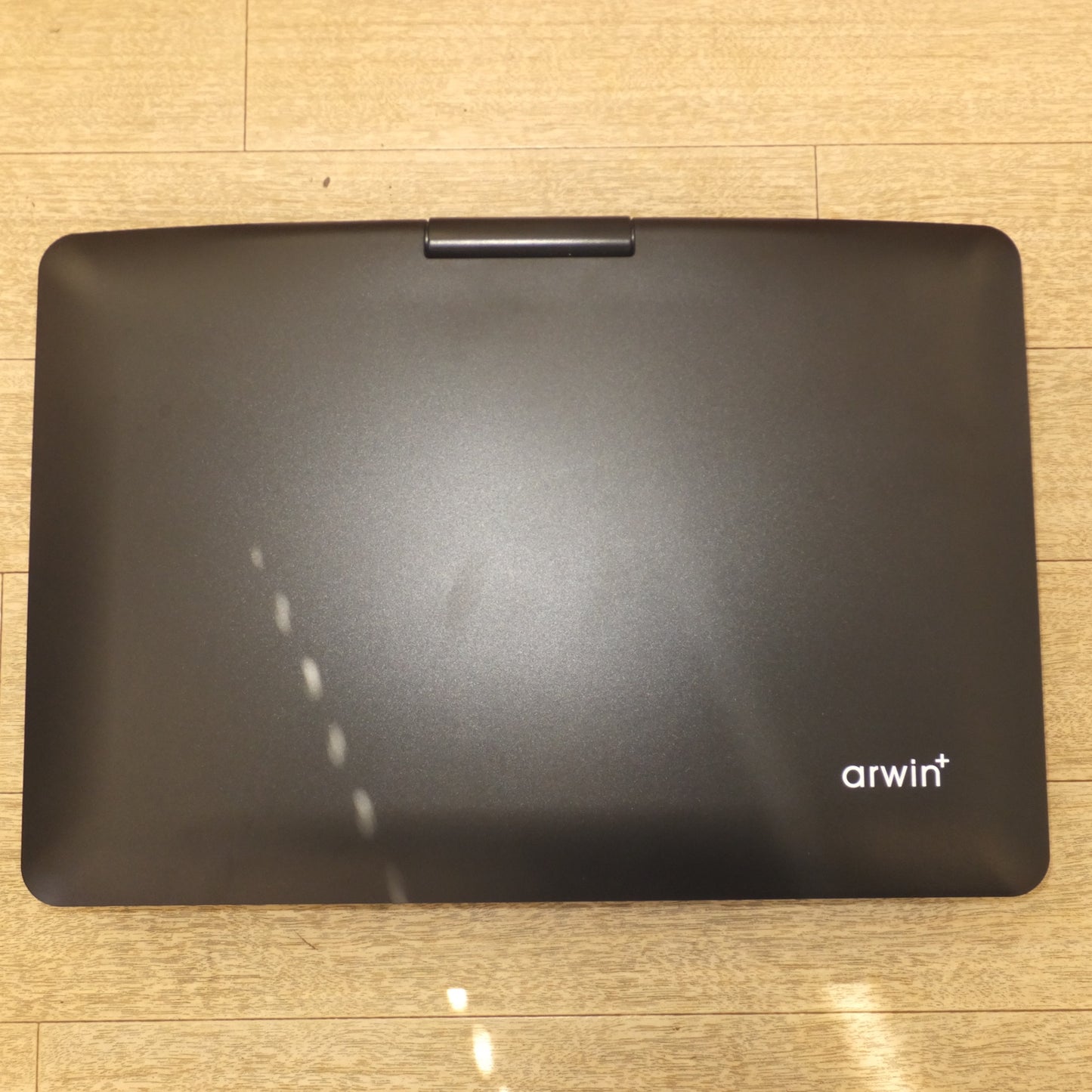 [送料無料] 未使用 展示品★アーウィン arwin ポータブルDVD&マルチプレーヤー APD-162FN 15.6インチ 3電源対応　ACアダプター 欠品★