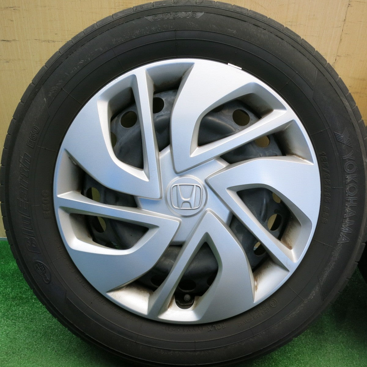 4本価格★ホンダ フリード 純正 スチール 185/65R15 ヨコハマ ブルーアース E50 E50C 15インチ PCD114.3/5H★6041903HAノ