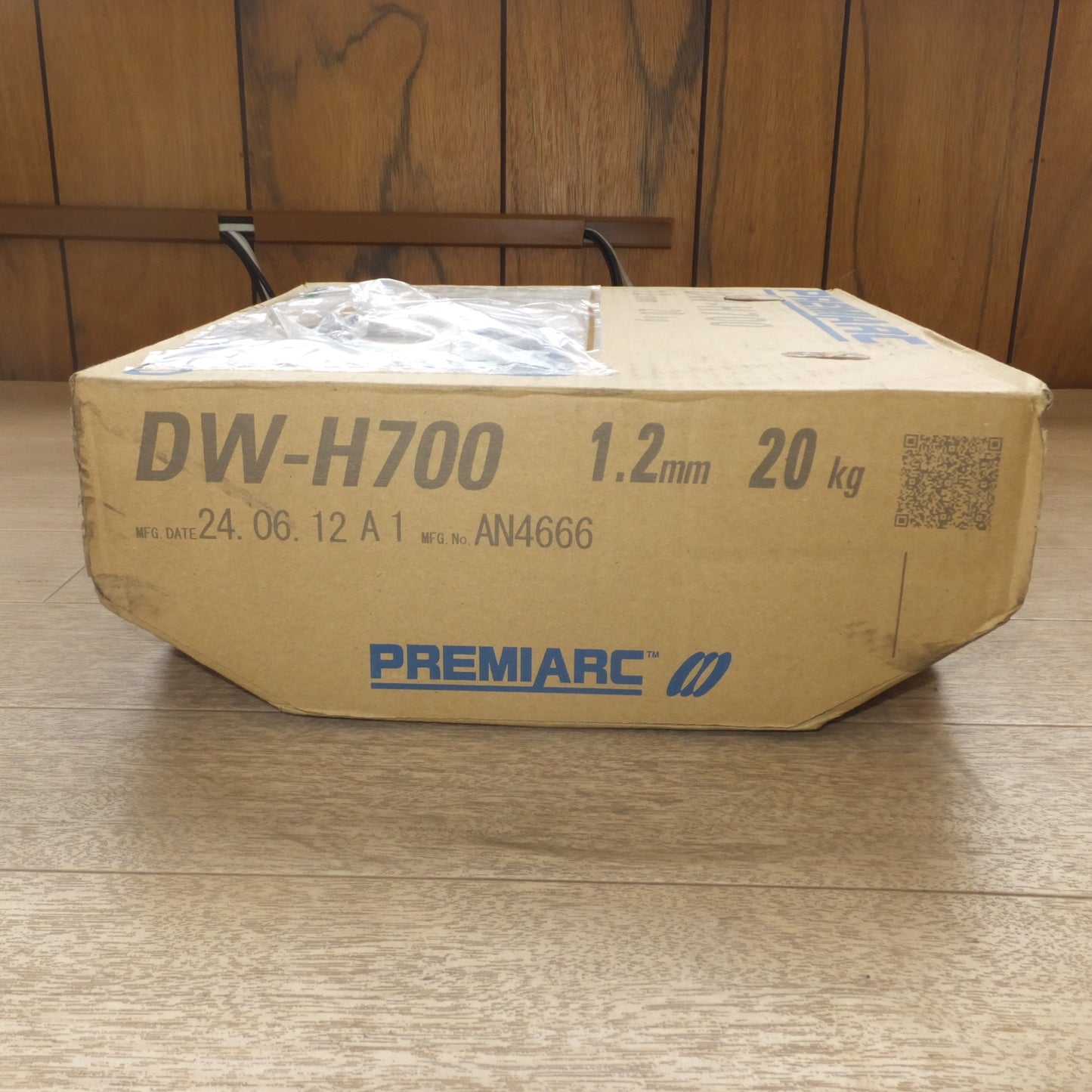 [送料無料] 未使用★神戸製鋼所 コベルコ KOBELCO PREMIARC 硬化肉盛溶接用フラックス入りワイヤ DW-H700 1.2mm 20kg(4)★