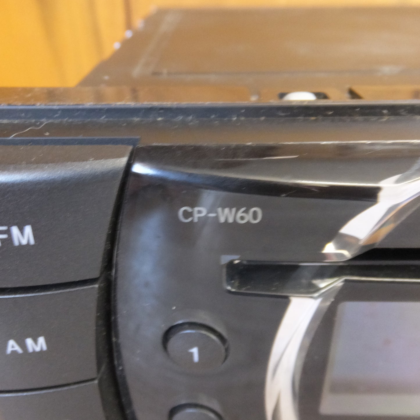[送料無料] 現状品★パイオニア製 トヨタ TOYOTA 純正 USB/CDチューナー 08600-00J10 CP-W60 DEH-M8247ZT★