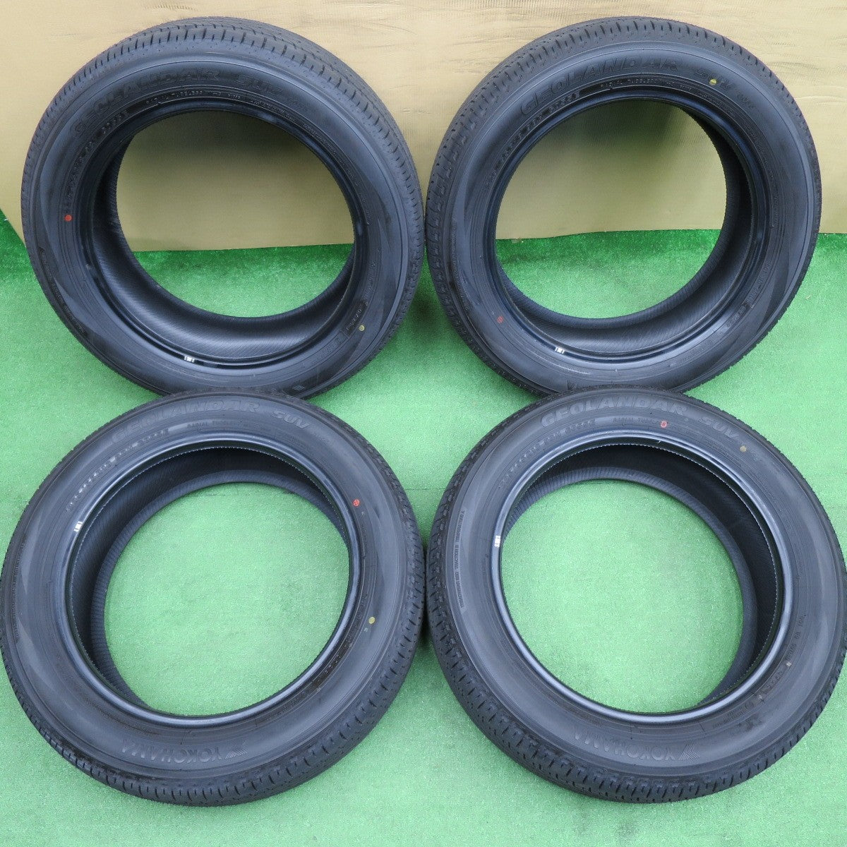 新車外し！26年★225/55R18 ヨコハマ ジオランダー SUV G055 G055E タイヤ 18インチ フォレスター デリカ D:5 エルグランド 等★6042201NKノタ