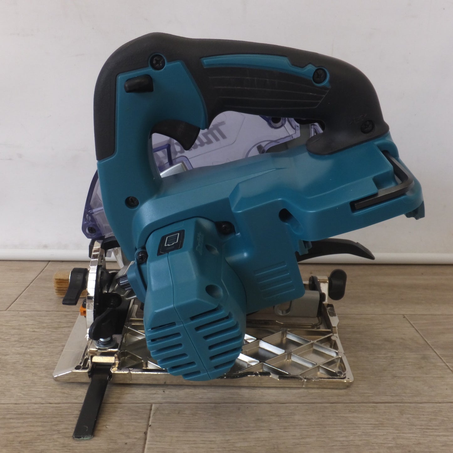 [送料無料] 美品★マキタ makita 125mm 充電式防じんマルノコ KS511D 本体のみ　未使用 アースマン 木工用チップソー  2点 セット★