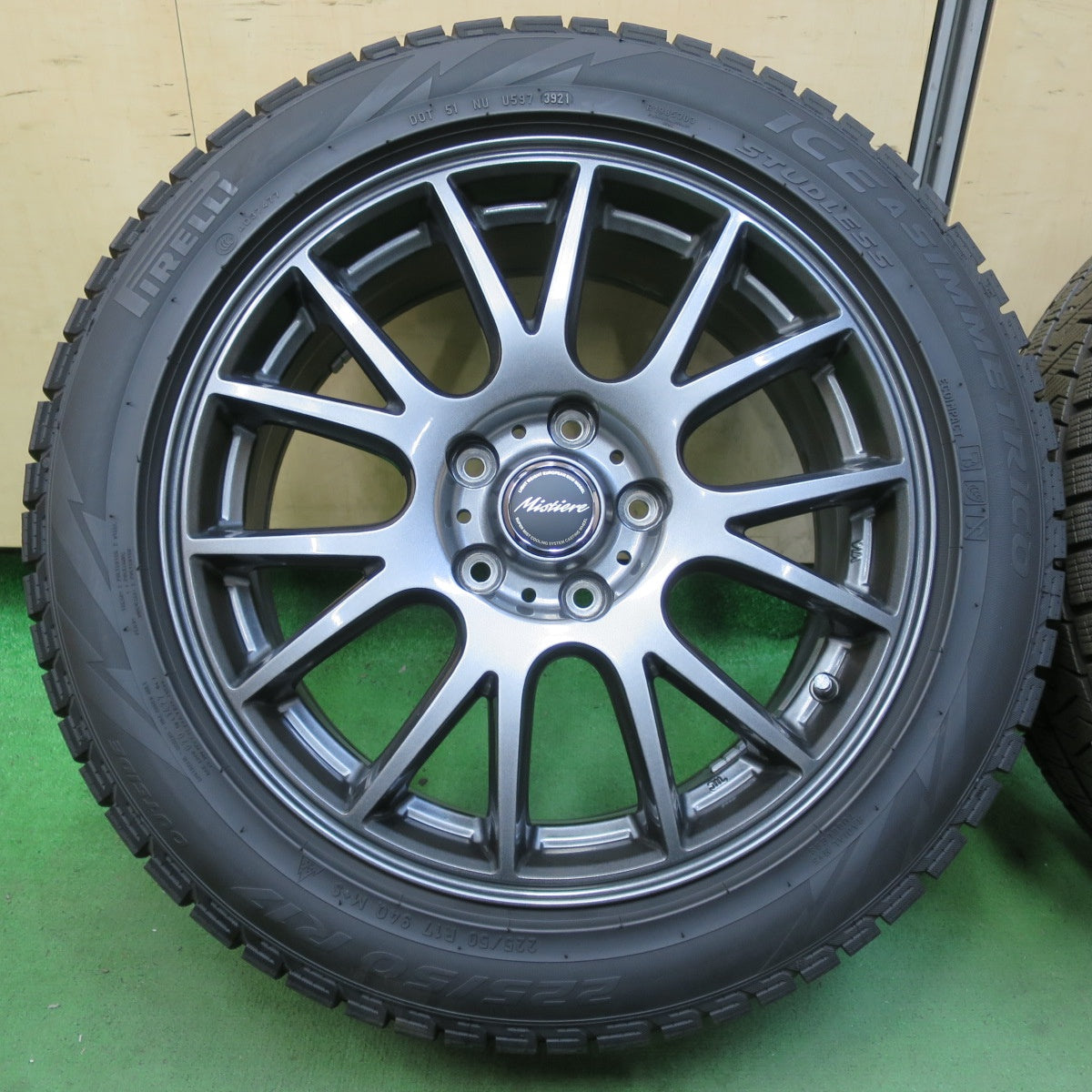 バリ溝！21年！キレイ！9分★スタッドレス 225/50R17 ピレリ アイスアシンメトリコ Mistiere ミスティーレ 17インチ PCD114.3/5H★5071907イス