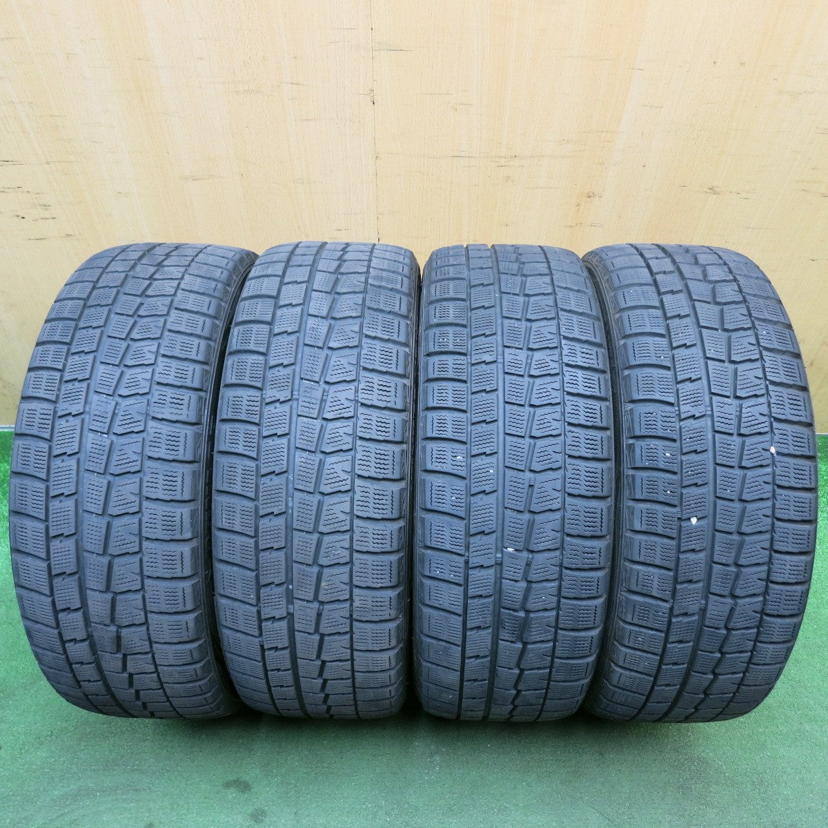4本価格◎トヨタ アベンシス 純正 215/45R17 スタッドレス ダンロップ ウインターマックス WM01 17インチ PCD100/5H◎6072306HAス