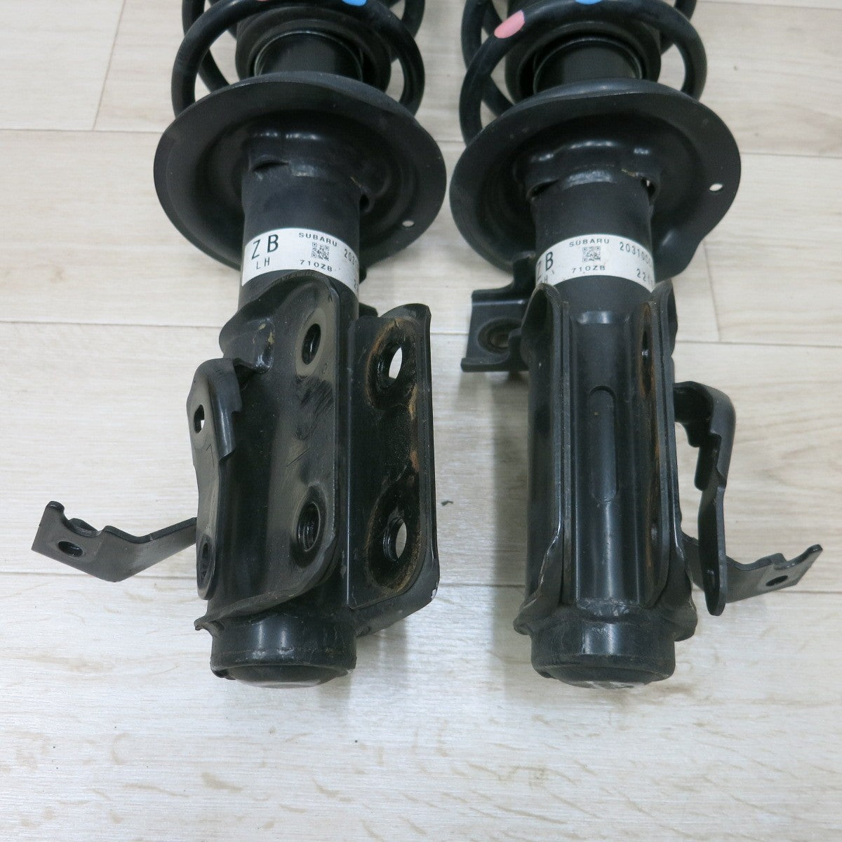 [送料無料] 1台分◆トヨタ GR86 RZグレード スバル BRZ 純正 サスペンション セット 20310CC020 20310CC030 20365CC010 ショック スプリング 等◆