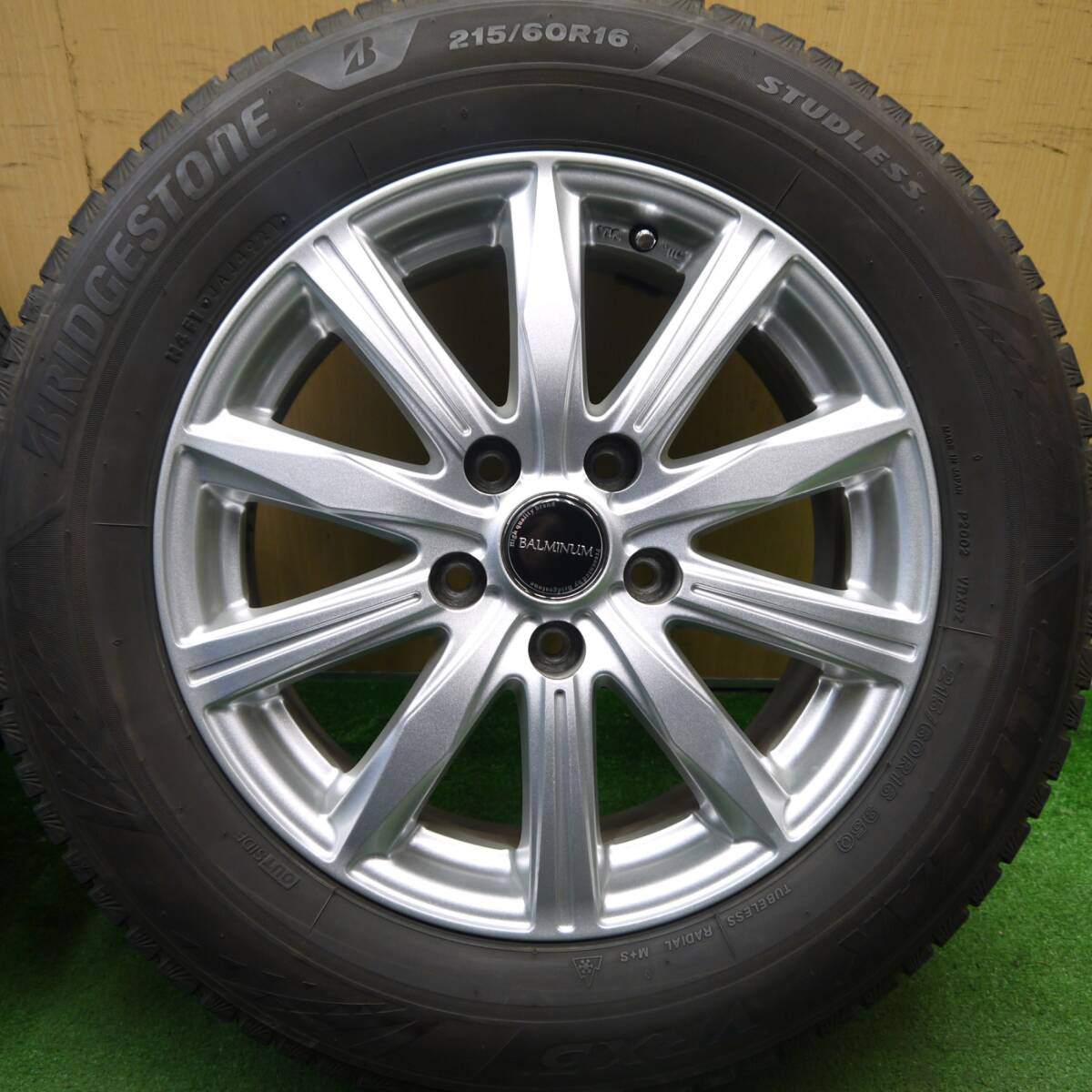 キレイ！21年★スタッドレス 215/60R16 ブリヂストン ブリザック VRX3 BALMINUM バルミナ 16インチ PCD114.3/5H★5033111Hス
