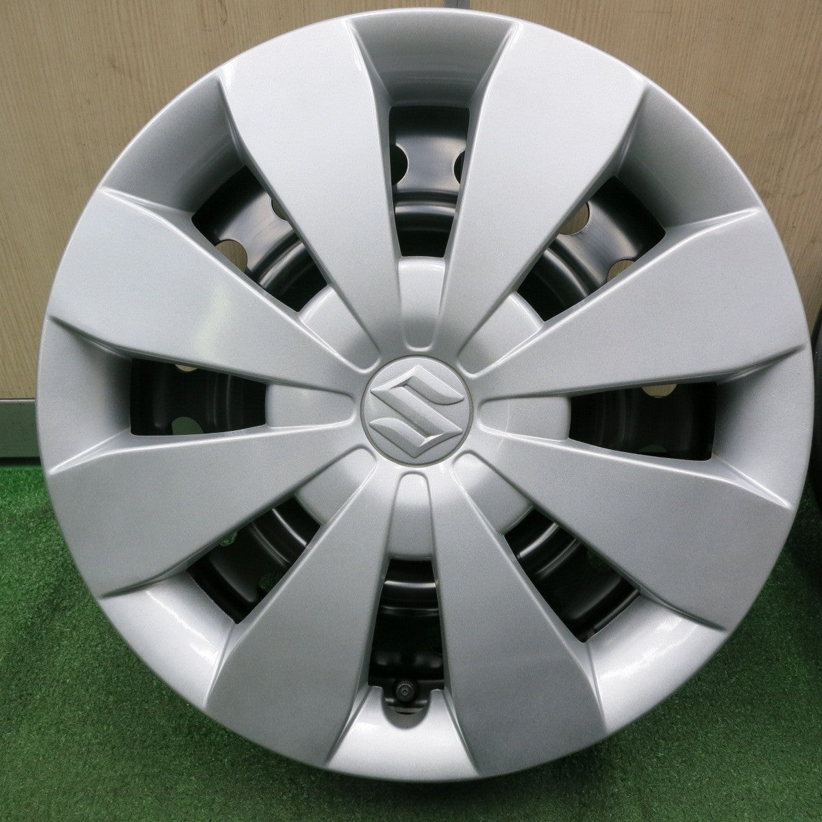 *送料無料* 未使用★スズキ ワゴンR 純正 スチール ホイール 14インチ 14×4.5J PCD100/4H★4062808NJホ