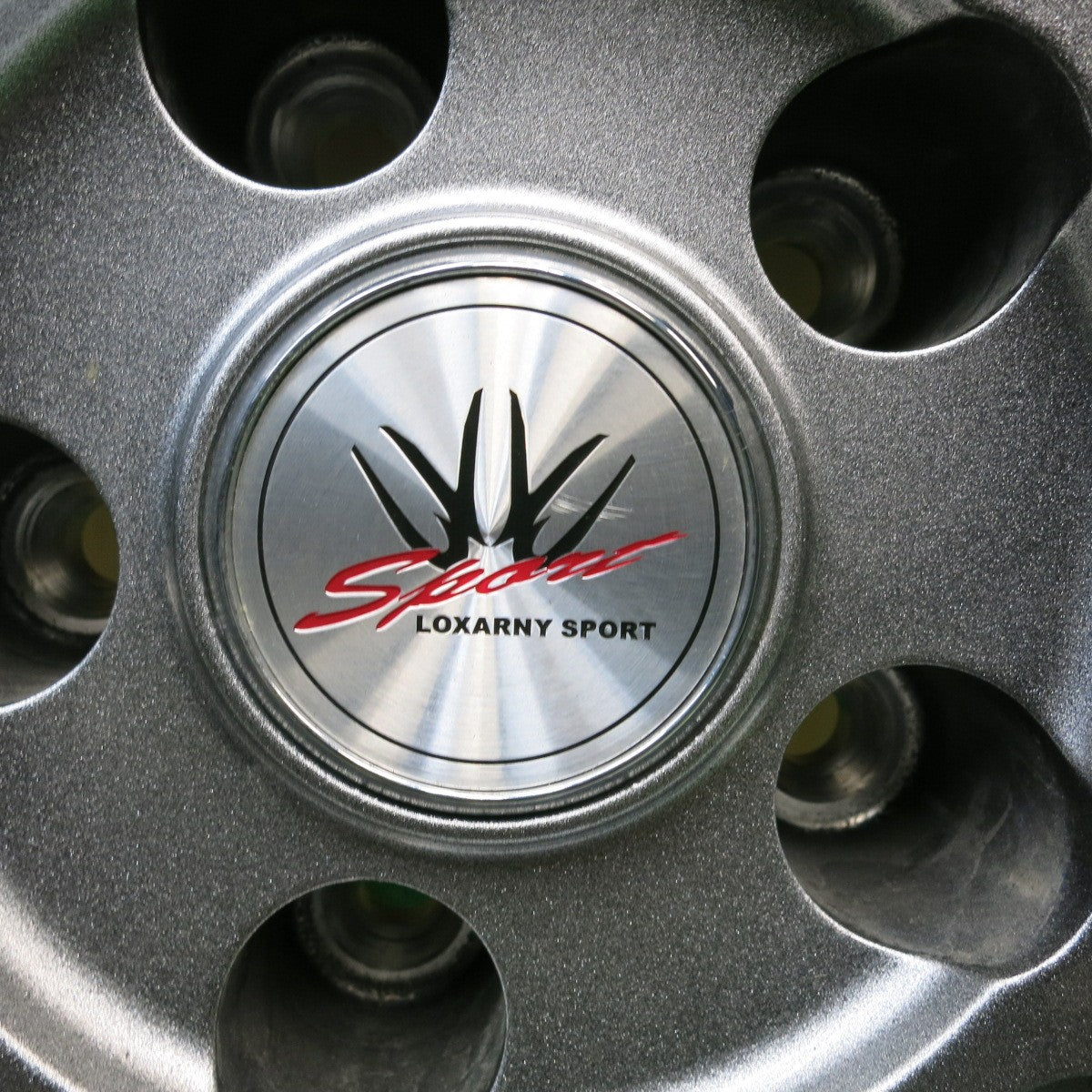 ほぼ未使用！22年！キレイ★LOXARNY SPORT SP10 205/60R16 スタッドレス グッドイヤー アイスナビ7 ロクサーニ スポーツ 16インチ PCD114.3/5H★6012512HAス