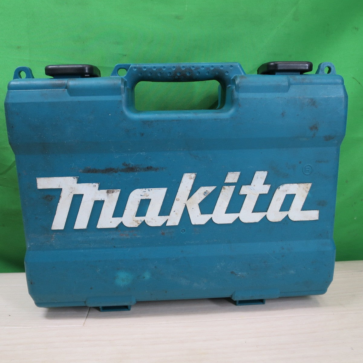 [送料無料] ケース・付属品付き☆マキタ 充電式 インパクトドライバ TD111D 電動 工具 10.8V 本体のみ☆