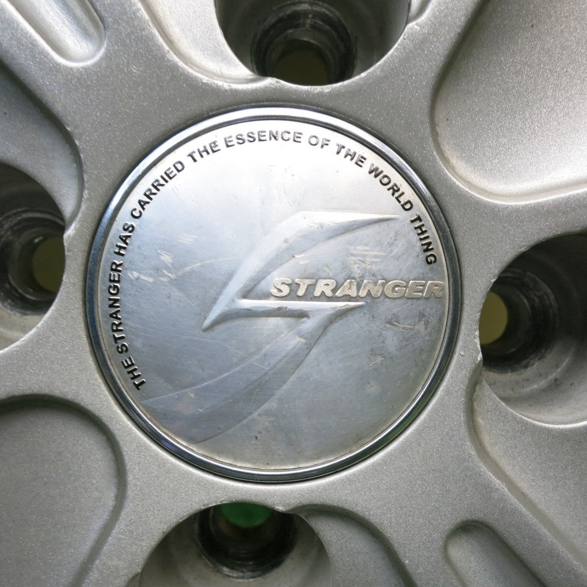 バリ溝！9分★スタッドレス 185/60R15 ヨコハマ アイスガード iG60 STRANGER ストレンジャー 15インチ PCD100/4H★6031401HAス