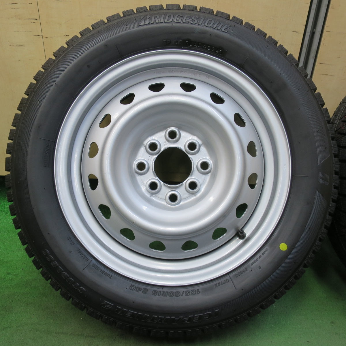未使用！24年★スタッドレス 185/60R15 ブリヂストン アイスパートナー2 スチール ホイール 15インチ PCD100 114.3/4H マルチ★5112908イス