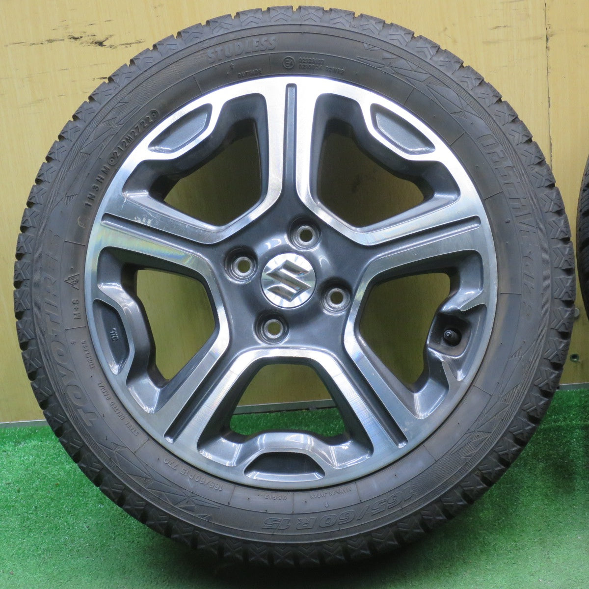 バリ溝！22年！9.5分以上★スズキ MR31S ハスラー 純正 165/60R15 スタッドレス トーヨー オブザーブ GIZ2 15インチ PCD100/4H★5092402NJス