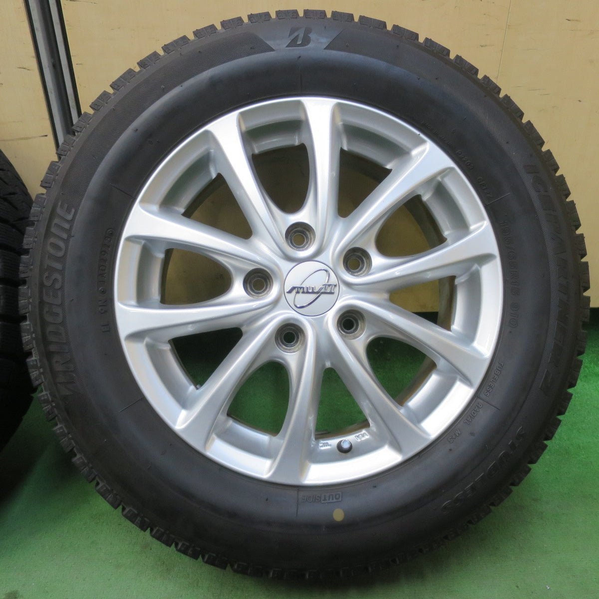 バリ溝！23年！ほぼ10分★スタッドレス 195/65R15 ブリヂストン アイスパートナー2 MWII 社外 アルミ 15インチ PCD114.3/5H★5123101イス