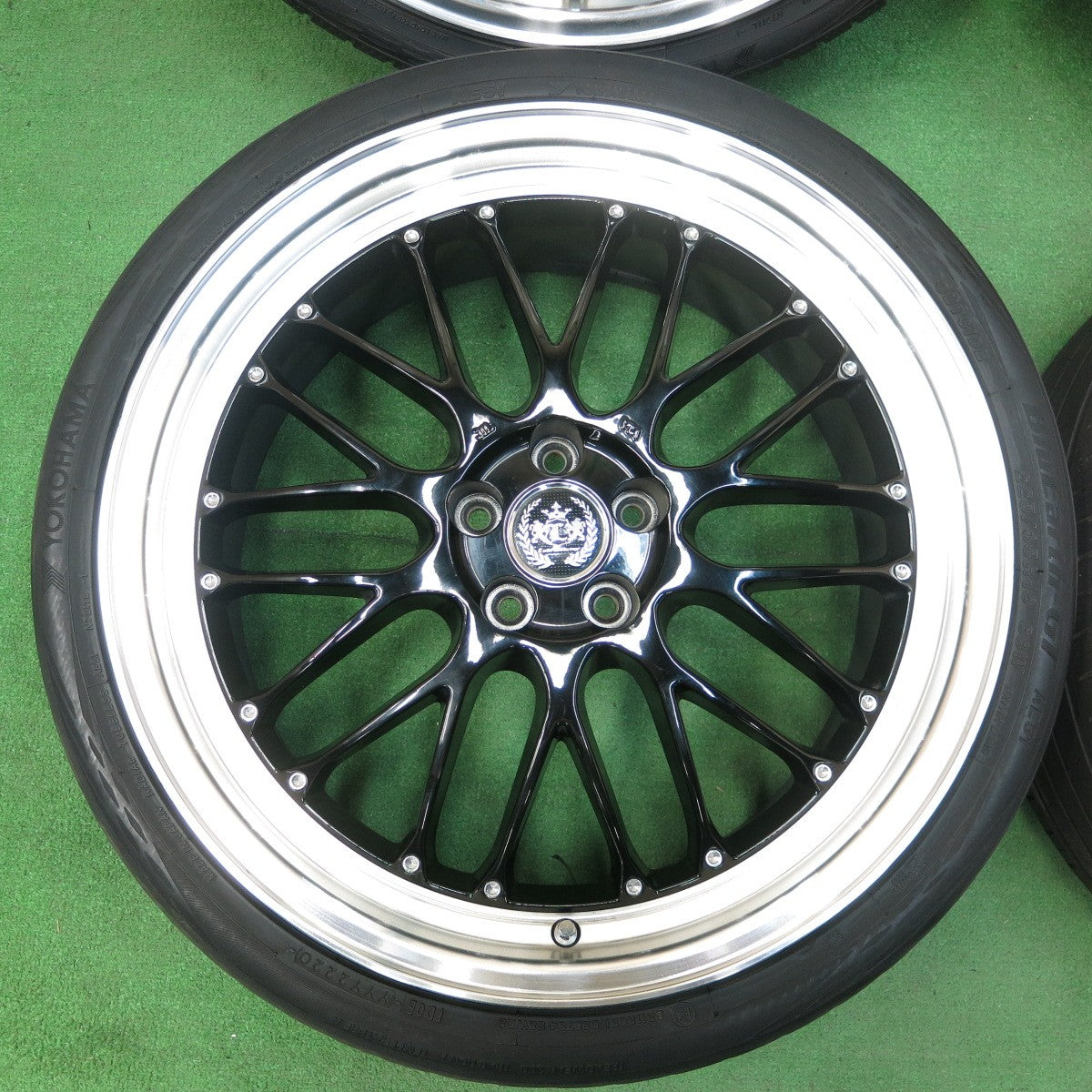 *送料無料* 4本価格！20年★プリウス等 Lehrmeister BRUNELLO 225/35R19 ヨコハマ BluEarth-GT AE51 レアマイスター PCD100/5H★4042803KMノ