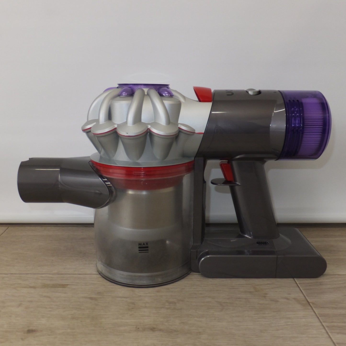 [送料無料] ★ダイソン Dyson 充電式コードレスクリーナー SV25　未使用 バッテリ　セット★