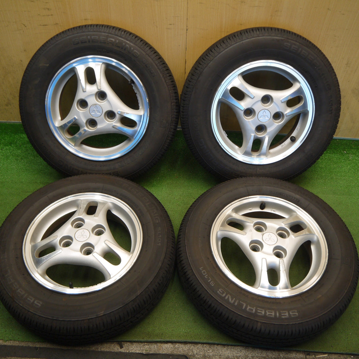 バリ溝！25年！8.5分◎三菱 ミニカ 純正 145/80R13 セイバーリング SL101 13インチ PCD100/4H◎6090704Hノ