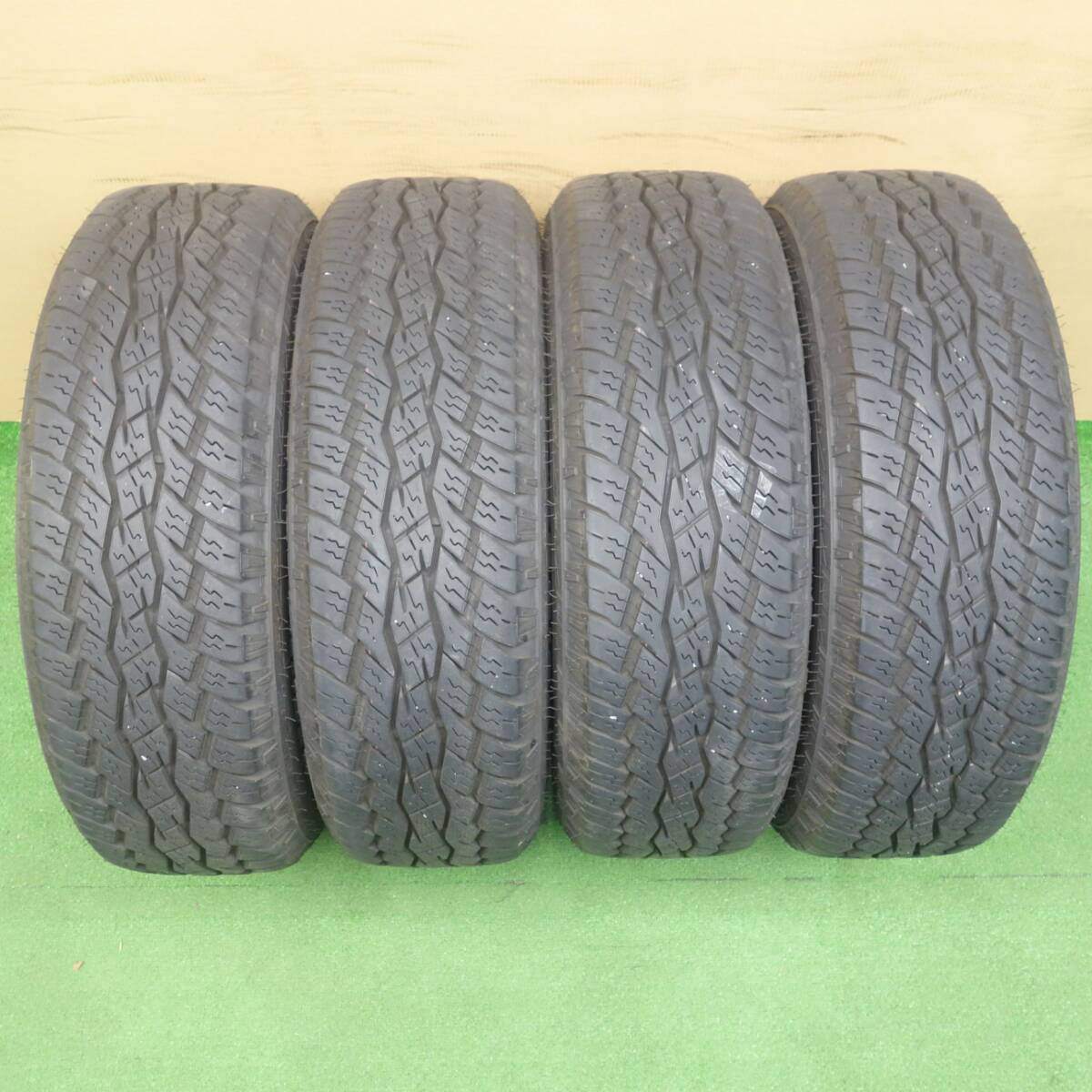 バリ溝！24年！9分★205/65R16 トーヨー オープンカントリー A/T EX ホワイトレター LS AVENTURA アヴェンチュラ 16インチ PCD100/4H★6040701KTノ