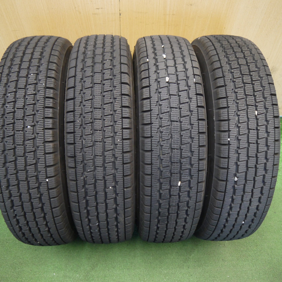 バリ溝！25年！キレイ！9分◎スタッドレス 145/80R12 80/78N ブリヂストン W300 スチール ホイール 12インチ PCD100/4H◎6090203Hス