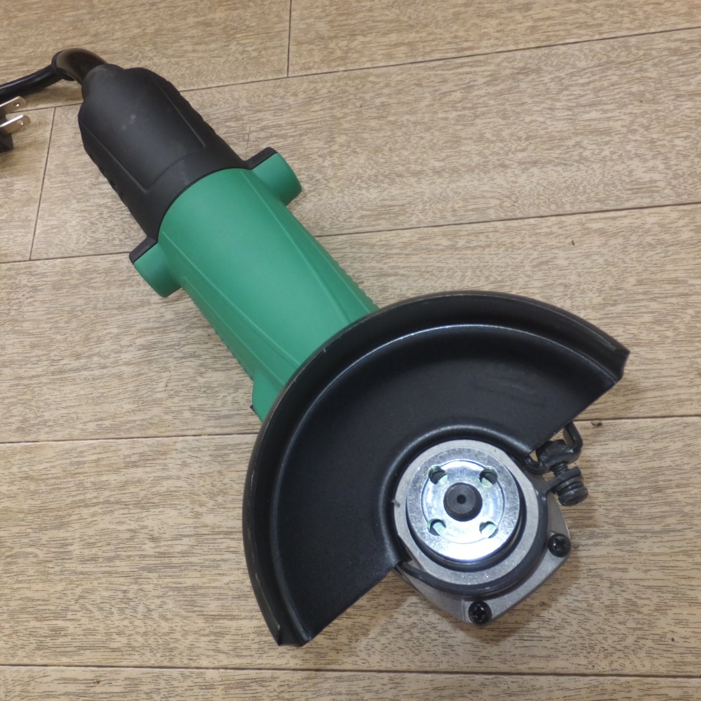 [送料無料] 未使用★ハイコーキ HiKOKI 100mm 電気ディスクグラインダ G10SH6　100V 50/60Hz 780W★